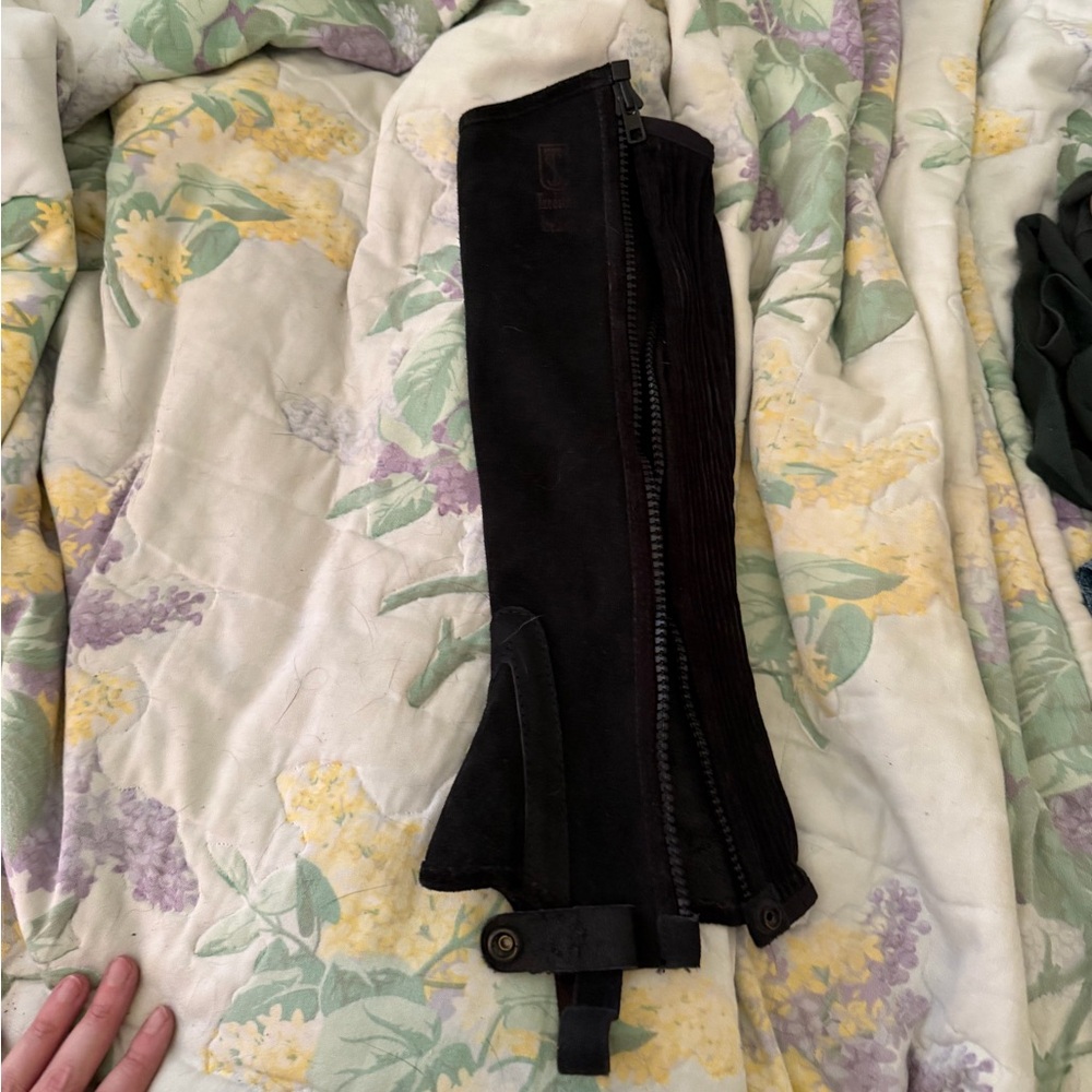 Black Suede Half Chaps - Unbranded - Picture 2 of 4